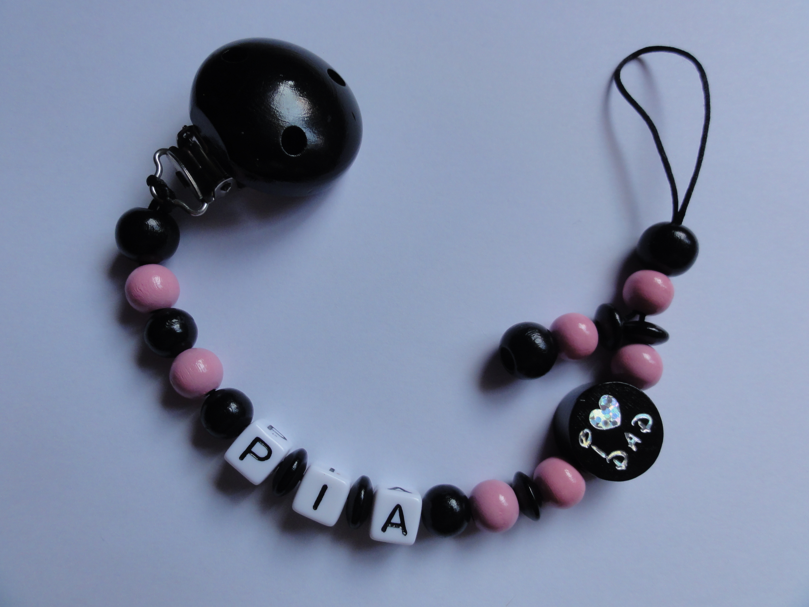 Baby Schnullerkette mit Namen - I love Mom in schwarz rosa