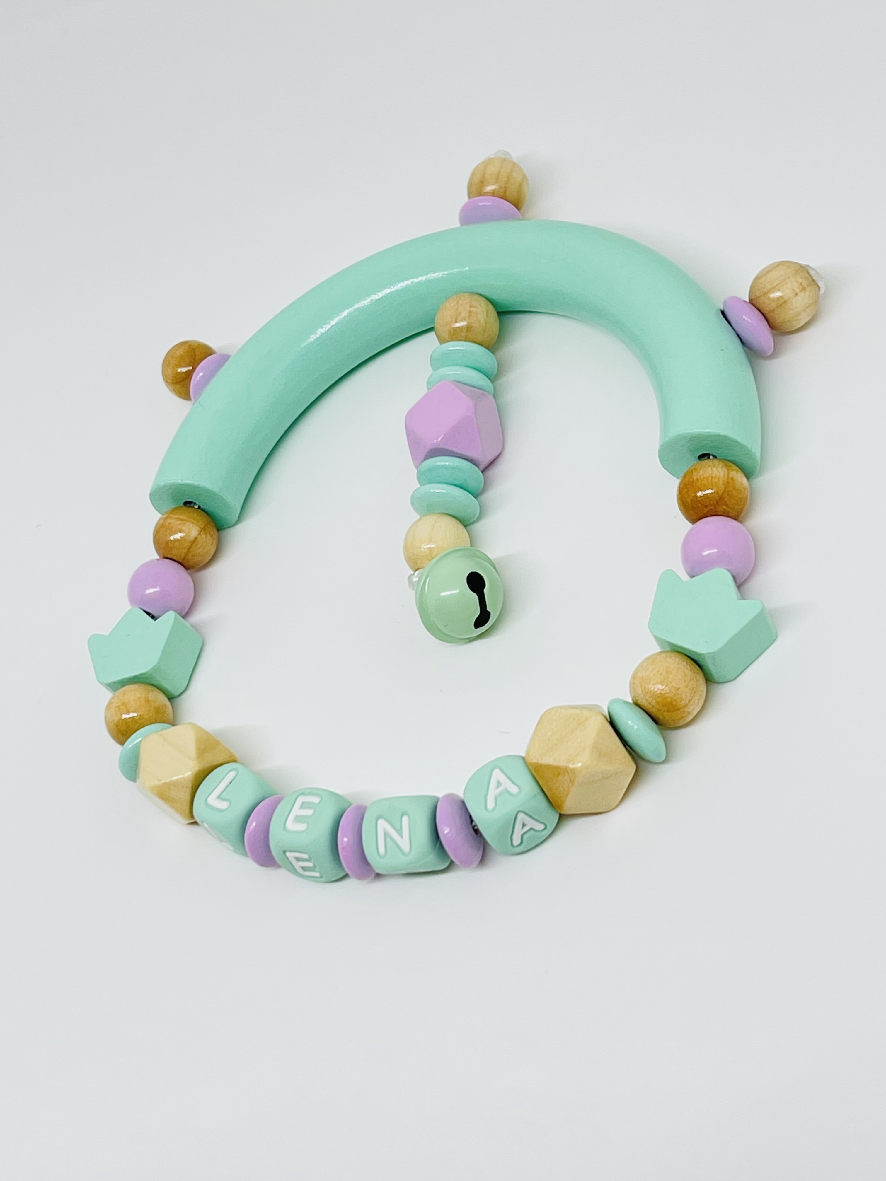 Greifling Krone aus Holz in Mint Natur - Ein Entdeckungsspielzeug für Babys ab 3 Monaten