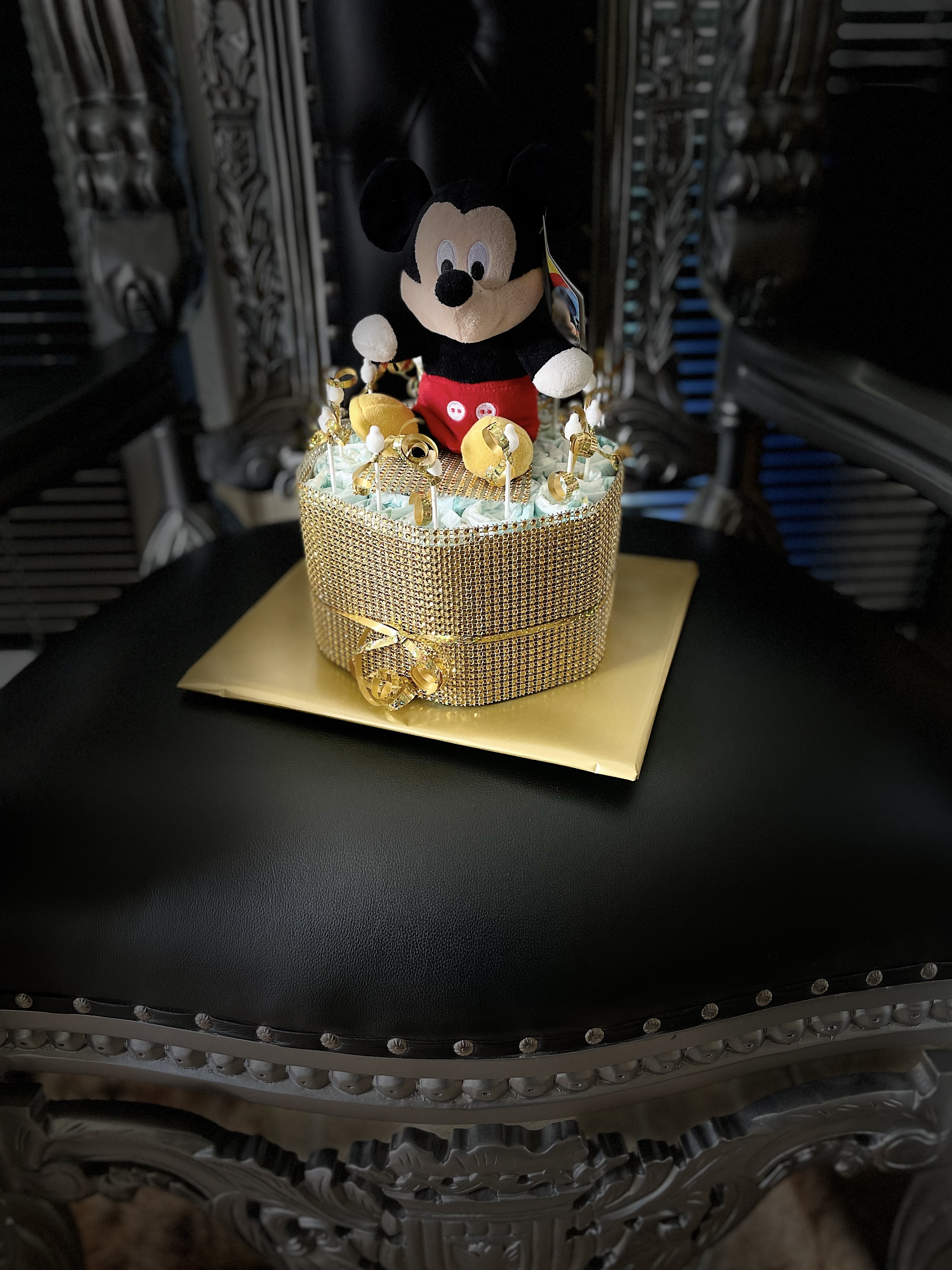 Windeltorte - Mickey mit Glitzerband in Gold